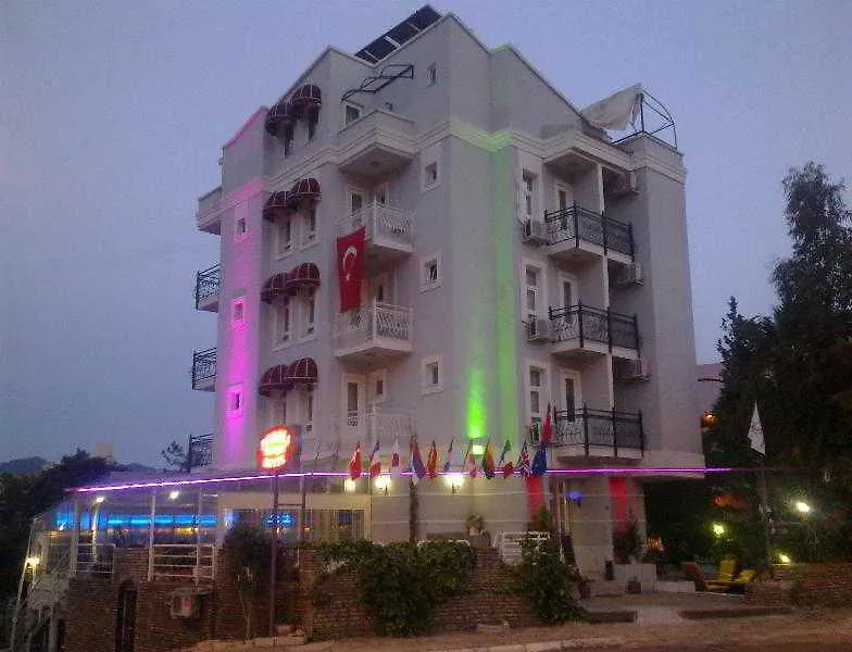 فندق Pearl Of مرمريس